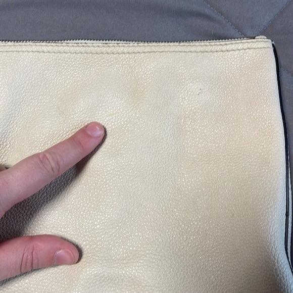 Gucci Cream Logo Zip Up Leather Suede Large Portfolio Pouch Clutch - Picture 9 of 16